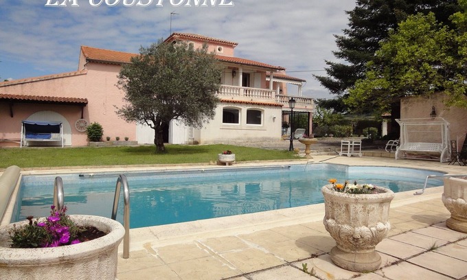 Valreas Casa | LA COUSTONNE, gran cabaña provenzal para 2 a 8 personas con piscina, tranquila