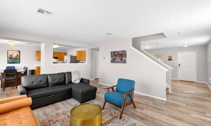 Berdoll Farms Casa | Large house with HOT TUB near COTA