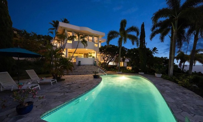 Honolulu Casa | Large Luxury Home w/ pool and Ocean Views. Special discounted rate March 2025