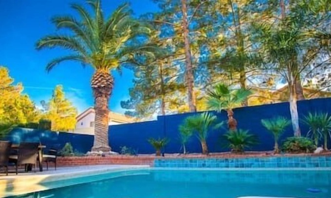 Canyon Gate Casa | ❤️Large & Modern 4b3b Vegas Home with Pool & Spa!