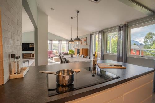 Tromso Casa | Large modern house, perfect for northern lights hunting