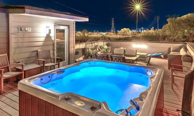 Berry Hill Casa | Large New Luxury Home! Rooftop Views w/Hot Tub!