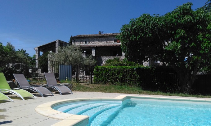 Labeaume Casa | LARGE OLD HOUSE, CHARM AND CHARACTER, IN COUNTRY STONES! Classified 4****