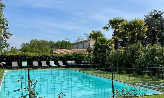Gauriac Casa | Large house for 16 people with swimming pool