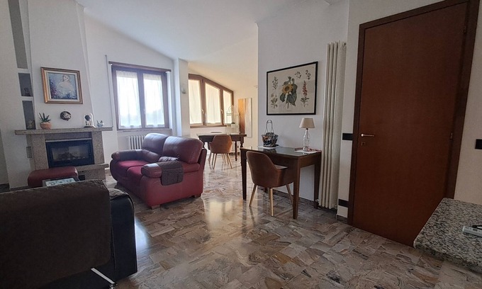 Verdellino Casa | Large penthouse with terraces + closed parking space -served by public transport