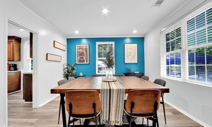 Macon Casa | Large Retreat with Hot Tub + Big Yard, Sleeps 16!