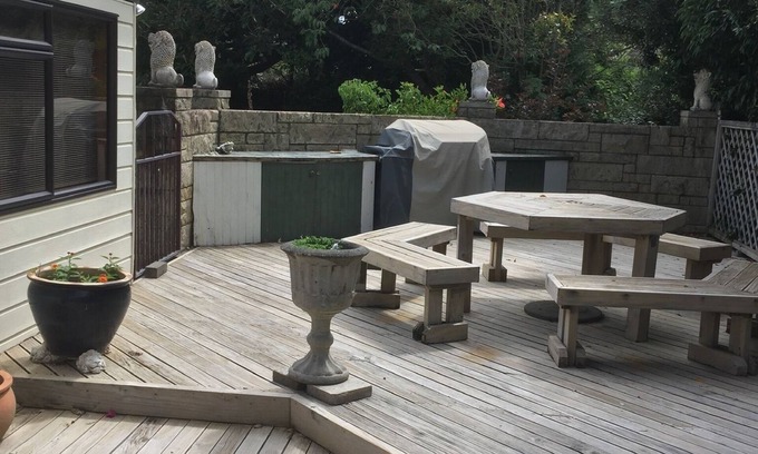 Waikanae Casa | Large spacious family home 3 minutes drive to beach