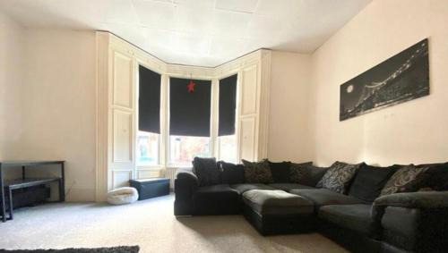 Sunderland Casa | Large Spacious Home, Free Parking, 8 bedrooms, sleeps 14