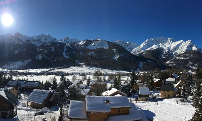 Monetier-les-Bains Apartamento | Large Studio 35m2 South facing SerreChevalier Le Monêtier les Bains