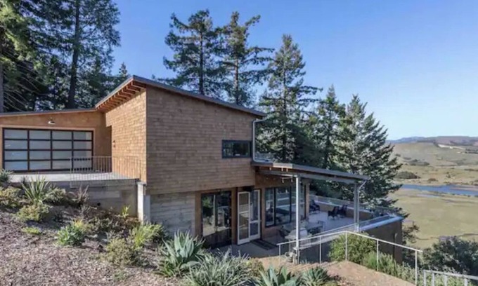 Point Reyes Station Casa | Large Stunning New View Inverness Home