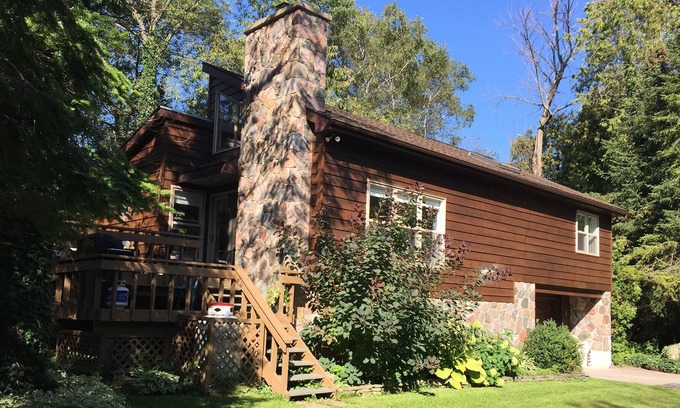 Ashfield-Colborne-Wawanosh Cabaña | Large Stunning Cottage For All-Season Getaways!!