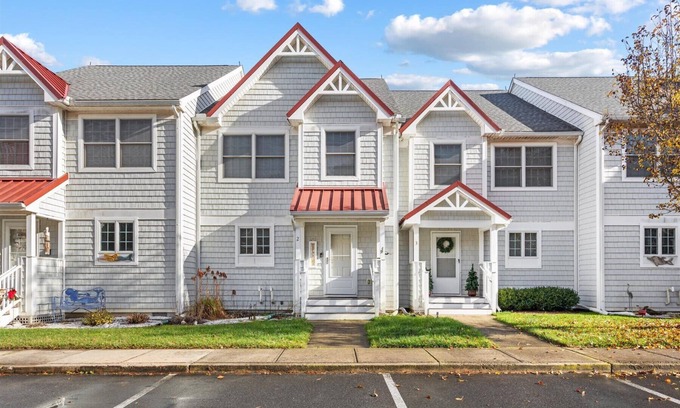 West Ocean City Casa | Large Three Bedroom Townhome with Great Amenities