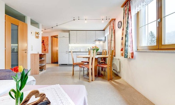 Sonntag Apartamento | Large vacation apartment (2-4 persons) - Haus Nigsch