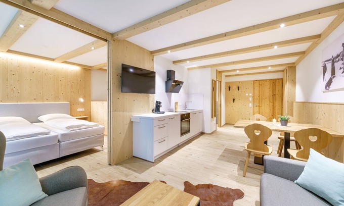 Altglashutten Apartamento | Large vacation apartment, 52sqm, 1 bedroom, 1 living/bedroom, max. 4 persons