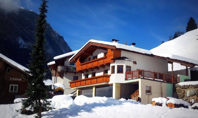 Finkenberg Casa | Gran casa de vacaciones en una granja