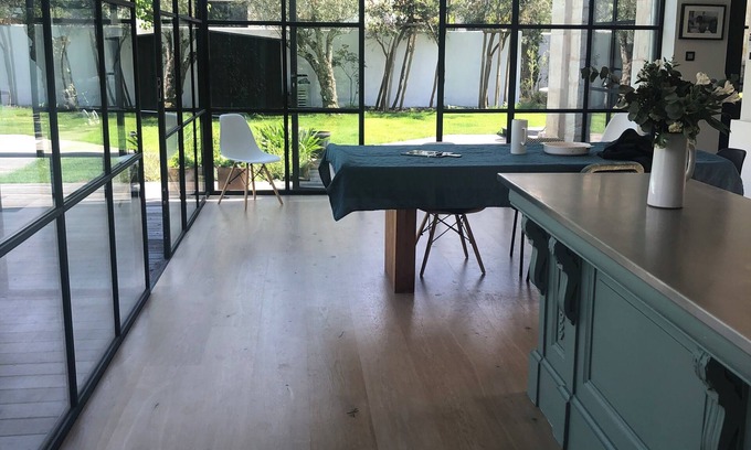 Le Bouscat Casa | Large vacation home