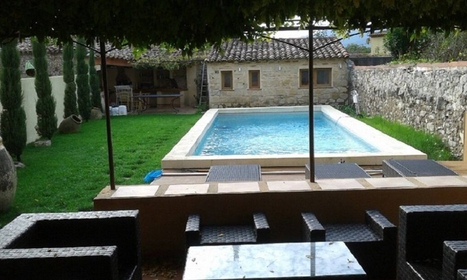 Pignans Casa | Gran casa de pueblo con piscina en el corazón de un pueblo provenzal