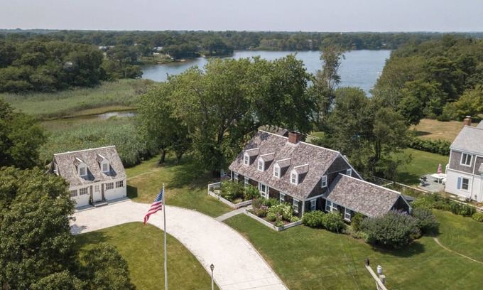 West Dennis Casa | Large waterfront home with direct beach access!