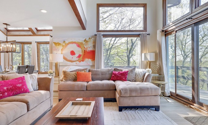 Tannersville Casa | La casa de pueblo de lujo moderna más grande, en la cima de Camelback Mountain, Poconos, PA