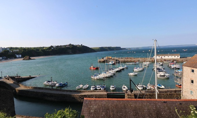 Tenby Cabaña | Larkhill