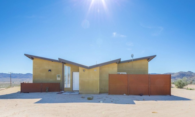 Joshua Tree Casa | 🌵Las Alas del Sol- Mid Century Modern Architectural Gem🌵