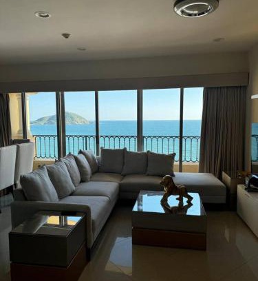 Marina Mazatlan Apartamento | Las Gavias frente al mar