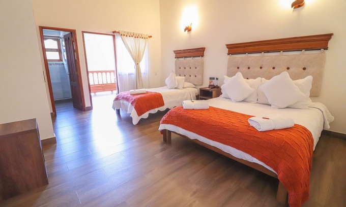 Old Town Hotel | Las Palmas a 3 cuadras de la Plaza Principal ideal para compartir y disfrutar 😊