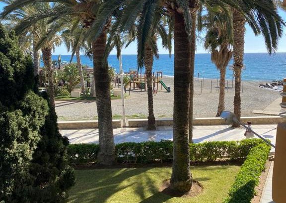 Algarrobo Apartamento | Las Palmeras