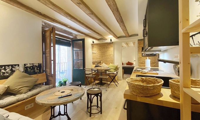 El Born Apartamento | Las Ramblas House. En el emblematico barrio del Gotico de Barcelona