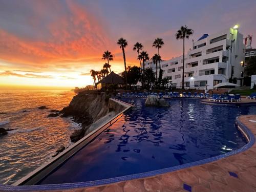Playas de Rosarito Complejo | Las Rocas Resort & Spa