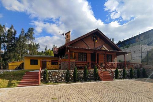 Cuenca Casa | Las Tres Campanas (Ricaurte)