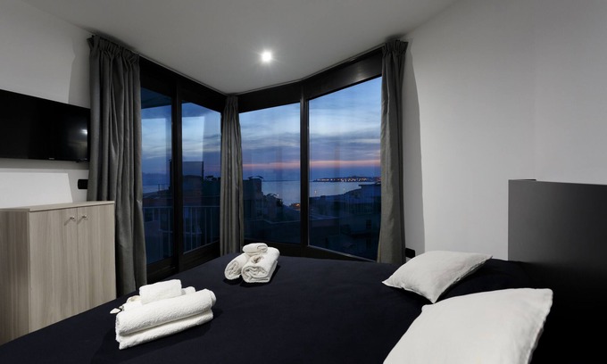 Gallipoli Apartamento | ATICO RECIENTEMENTE RENOVADO FRENTE AL MAR GALLIPOLI SALENTO CON 250MQ DE TERRAZA