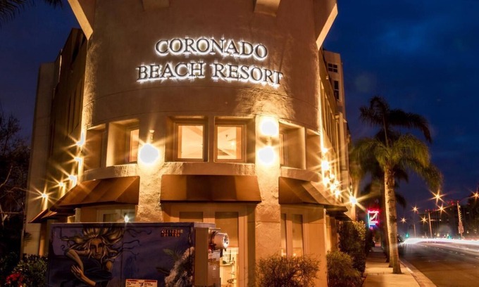 Coronado Complejo | Last Minute Spring Break Rare Availability at Coronado Beach Resort