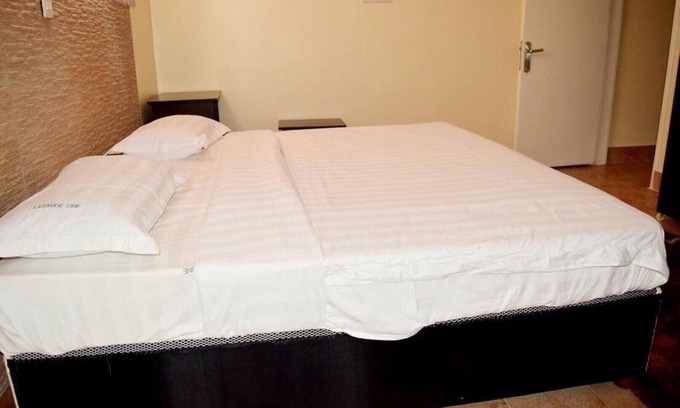 Ntinda Apartamento | Latitude 1 Suite ocho