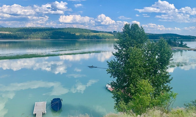 East Kootenay Casa | Laurier Lakehouse - Waterfront Retreat on Koocanusa