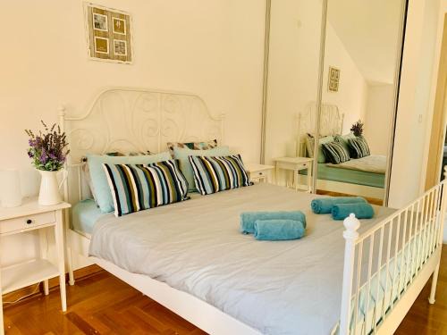 Donji Morinj Apartamento | Lavender Bay Apartment C31