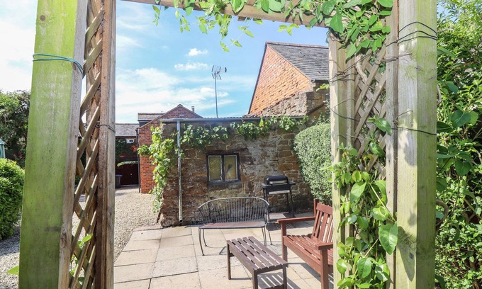 Brailes Cabaña | LAVENDER COTTAGE, BRAILES, family friendly, with open fire in Brailes