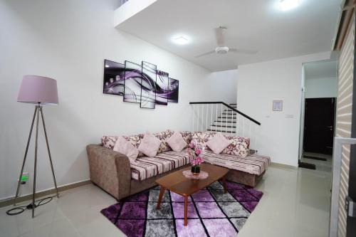 Negombo Villa | Lavender Villa Negombo Stylish Airport Retreat