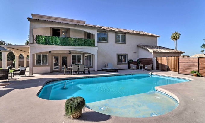 Las Vistas Casa | Lavish Family Escape w/ Game Room in Avondale!