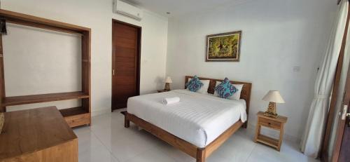 Kedewatan Casa | Lavista Guesthouse