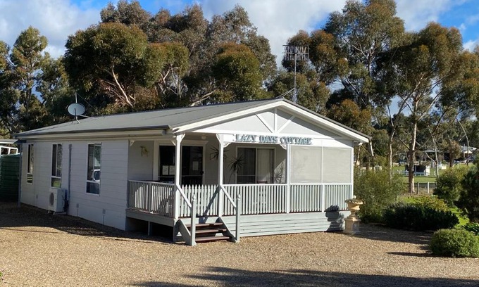 Victor Harbor Casa | Lazy Days Cottage - Victor Harbor