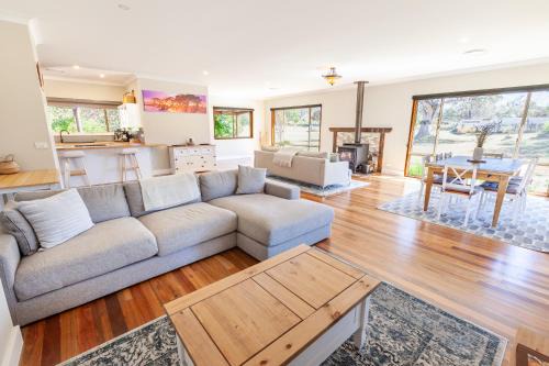 Hill Top Casa | Lazy K - Hideaway