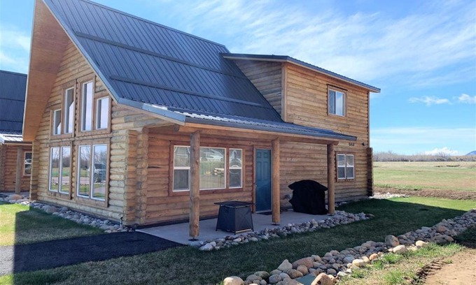 Red Lodge Casa | Lazy Moose Cabin