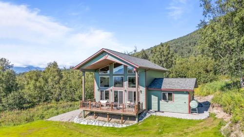 Palmer Casa | Lazy Mountain Guest House