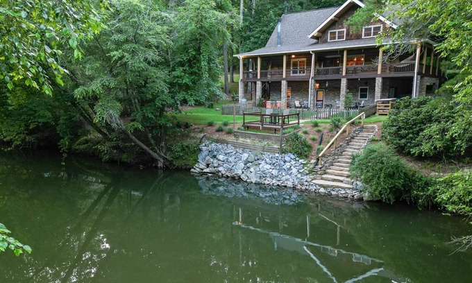 Ellijay Cabina | Lazy River | Ellijay, GA