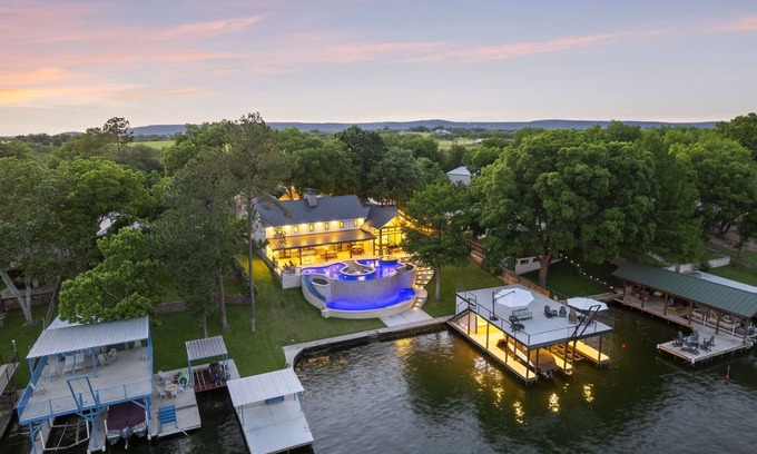 Kingsland Casa | LBJ Lodge | Concierge Services