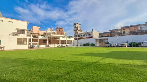 Faizabad Hotel | LD Guest House, Ayodhya