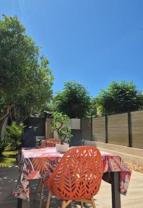 Balaruc-les-Bains Casa | Le 36 - Maison COSY - Jardin privatif
