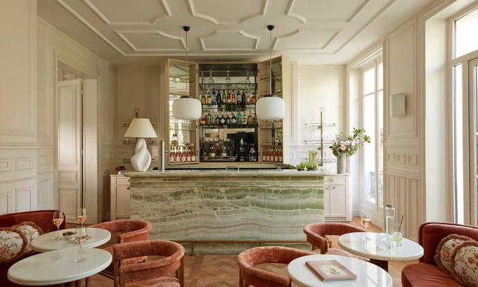 Neuilly-sur-Seine Hotel | Le 5 Particulier