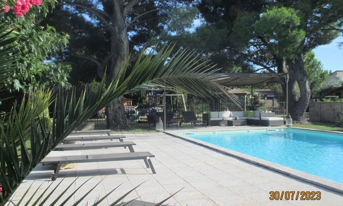 Noves Apartamento | Le Beaulieu L 'OLIVIER Estudio en villa con piscina